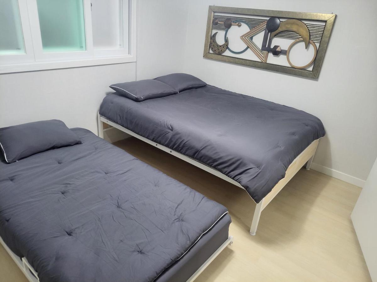 Brand New 2 Bedroom Apartment #6 Сеул Екстер'єр фото