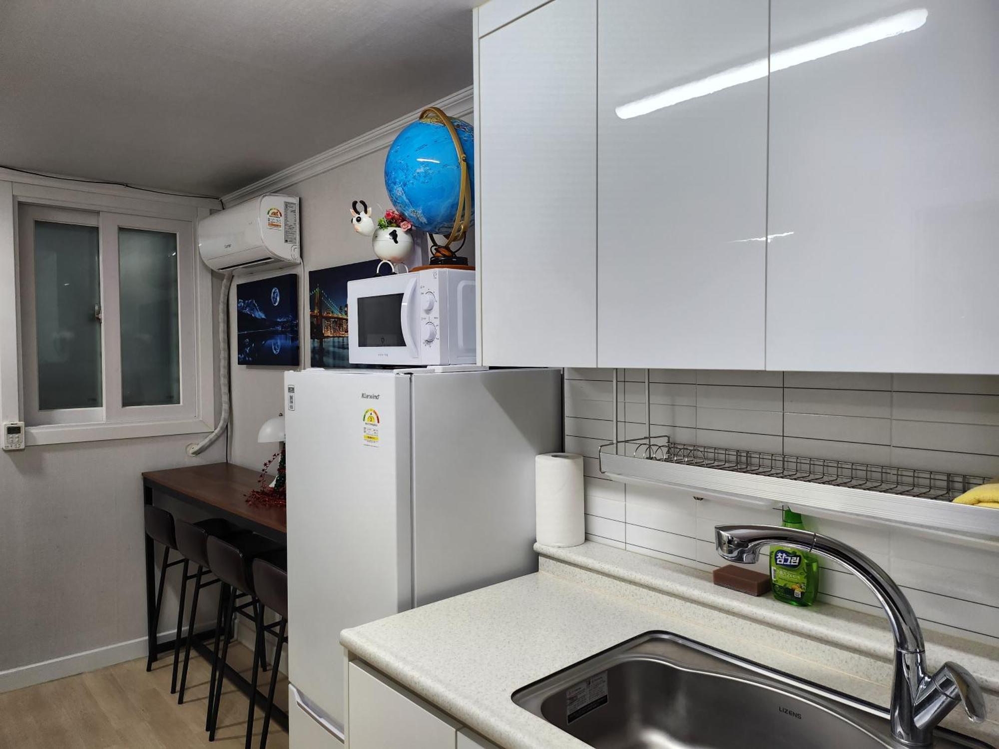 Brand New 2 Bedroom Apartment #6 Сеул Екстер'єр фото